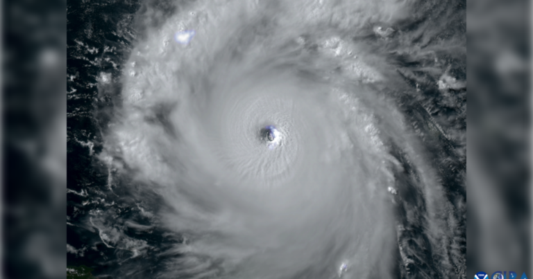 202407011800 202407012130 g16 meso band2geocolorglm breathtaking beryl lightning nolabels0