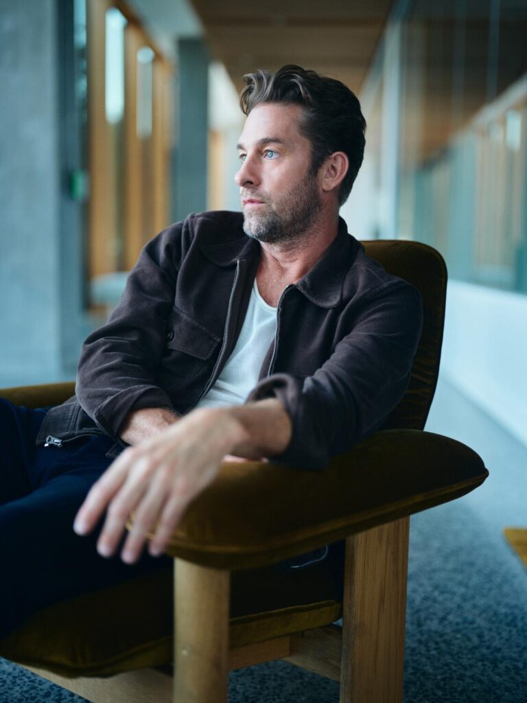 1477954 la et scott speedman teacup mju 0021