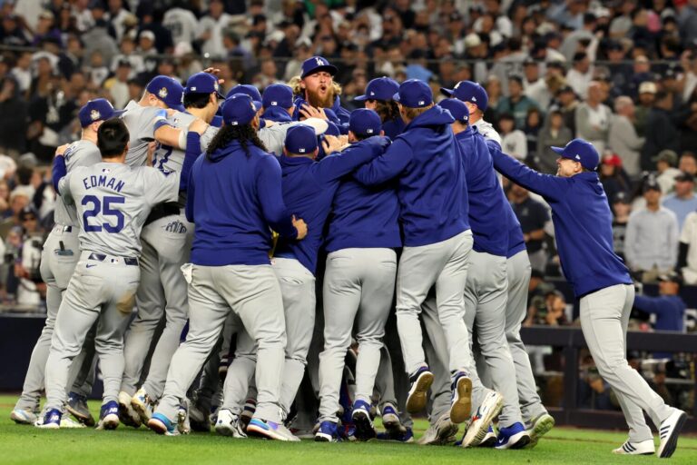 1481474 la sp world series dodgers yankees game5 rg2078