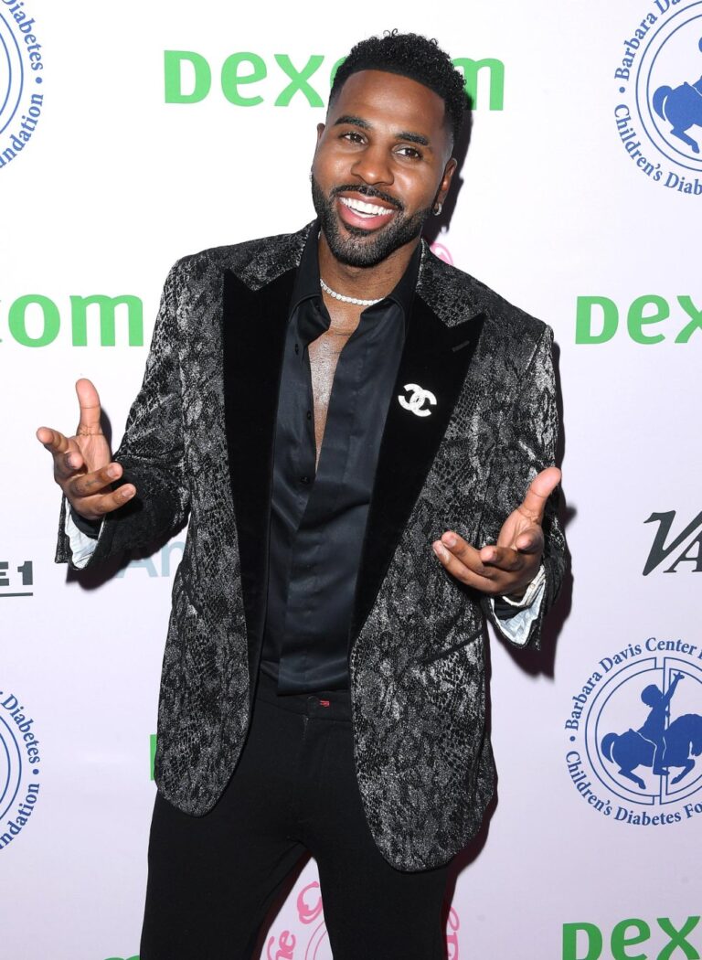 Jason Derulo Reveals He Wants More Kids and Why It s Hard Not to Spoil His Son 473