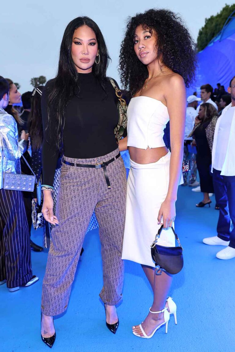 Kimora Lee Simmons Daughter Aoki Told Shes Not Pretty Enough to Model 01 2024