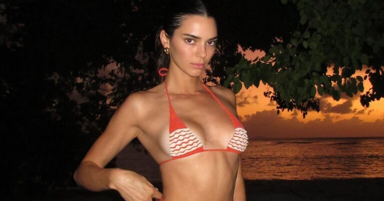 See Your Fave Victoria s Secret Models Angels and Alum Wearing Swimwear in Real Life 2