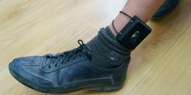 ankle monitor gID 7.jpg@png