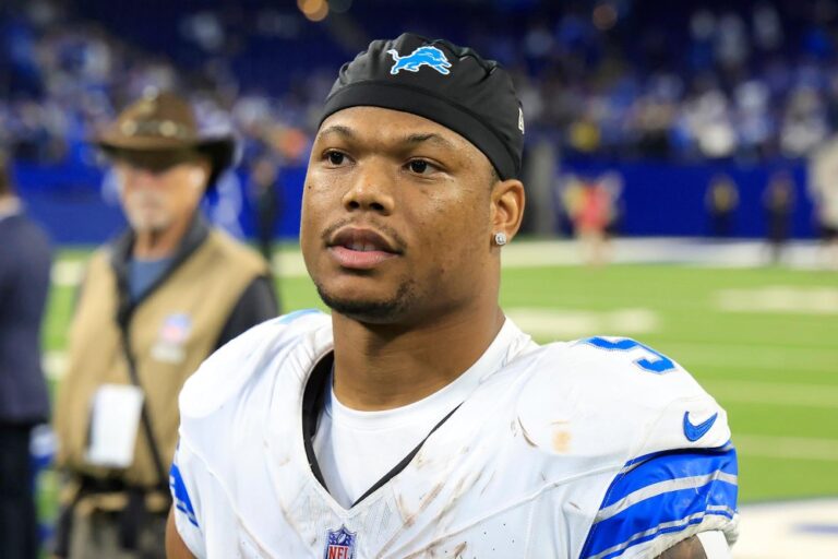 Detroit Lions Running Back David Montgomery Ate a Carrot Instead of Turkey After Thanksgiving Game