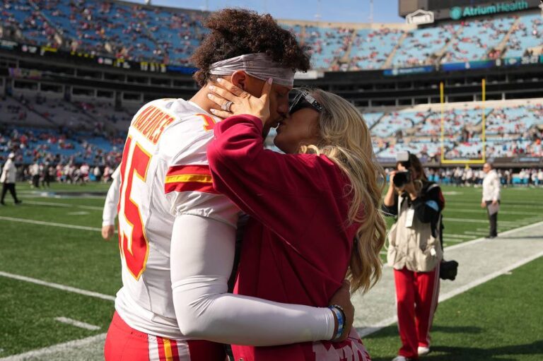 Patrick Mahomes and Pregnant Wife Brittany Share Sideline PDA Before Game 01 2024