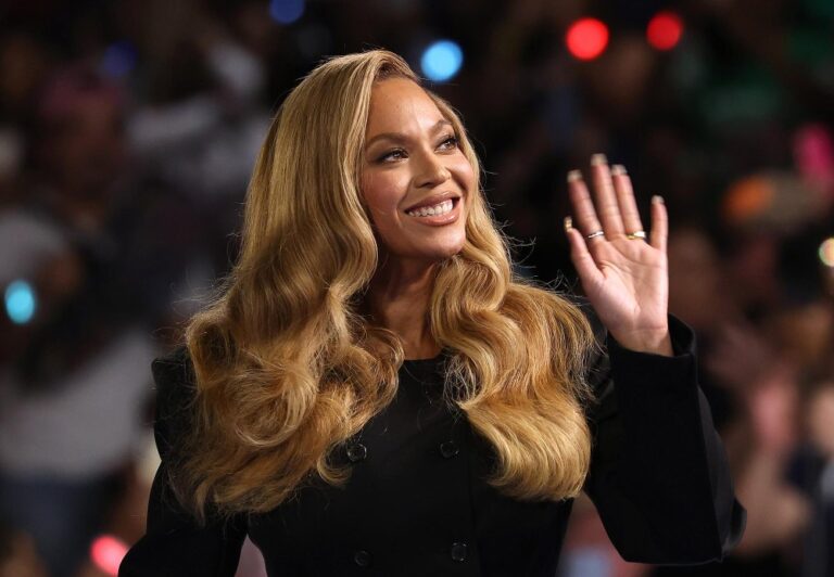 Beyonces Foundation Donates 100K to Houston Org for Criminal Justice