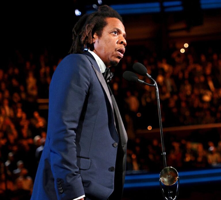 Jay Z s Lawyer Claims Dozens of People Are Ready to Address Rape Allegation and Alleged Location 272