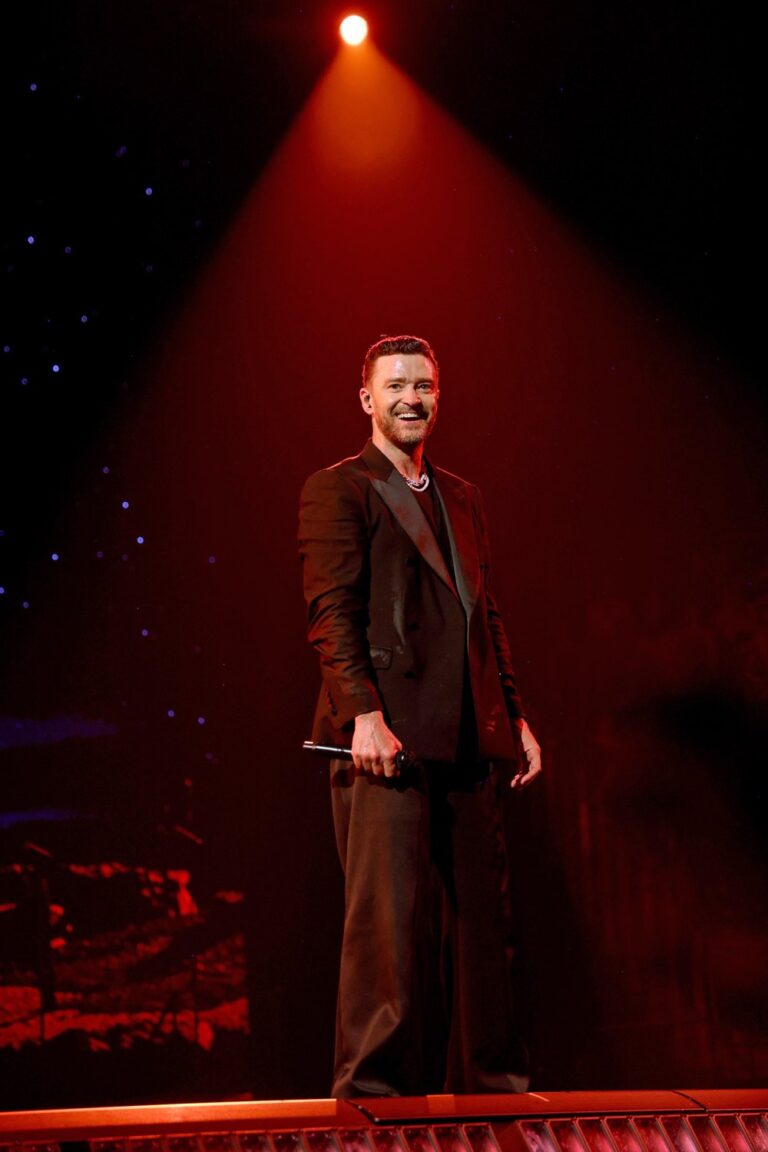 Justin Timberlake Wardrobe Malfunction