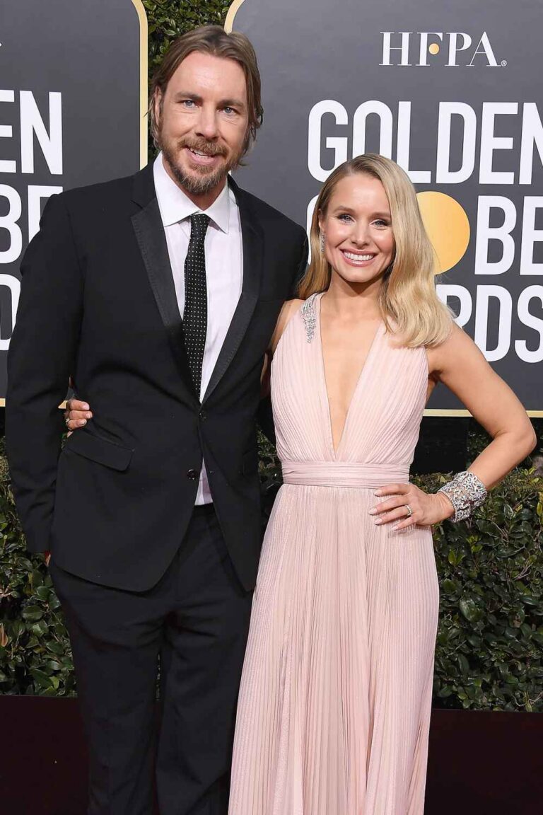 Kristen Bell Packs on PDA With Dax Shepard in Birthday Tribute Post 01 2024