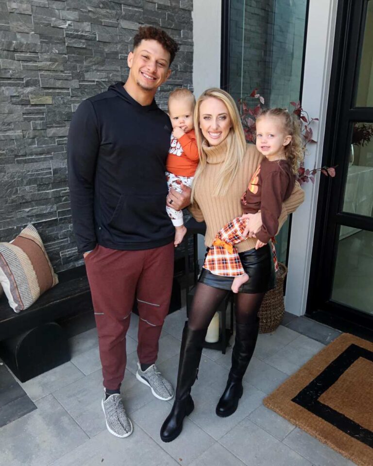 Patrick Mahomes Hopes He and Brittany Are Done Growing for a Little While After 3rd Babys Birth 02