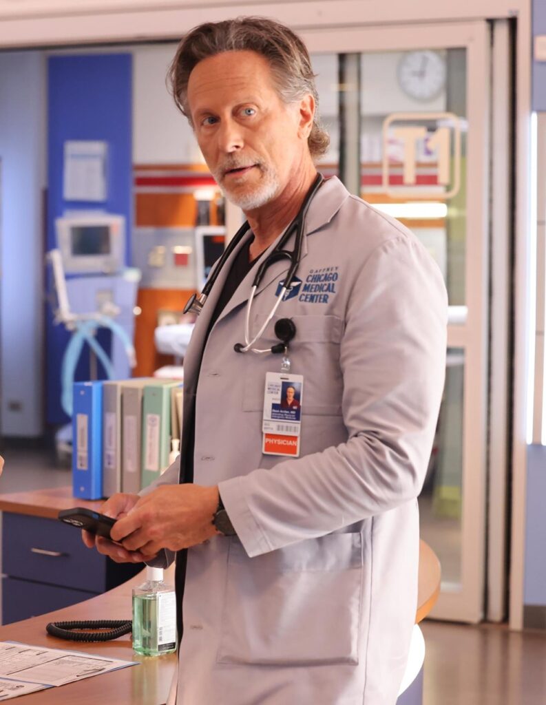 Steven Weber Has the Perfect Idea for a Wings Crossover With Tim Daly on Chicago Med 831