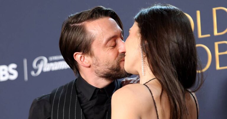 kieran culkin and wife jazz chartons relationship timeline 2025 golden globes pda