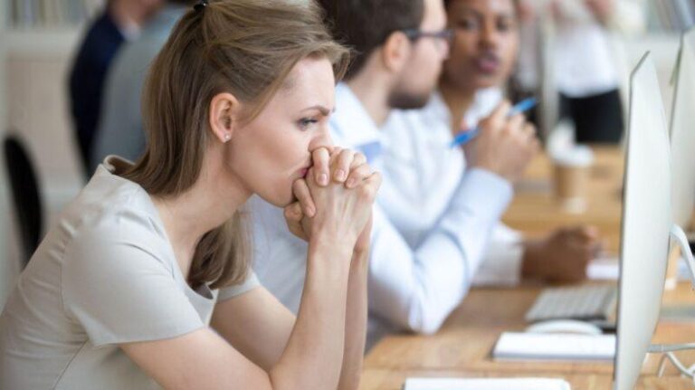 HR Dilemmas Balancing Business Needs With Employee Rights 800x449