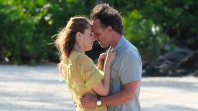 White Lotus Aimee Lou Wood Breaks Silence About Controversial Finale Made Me Fing Sob a Lot 1